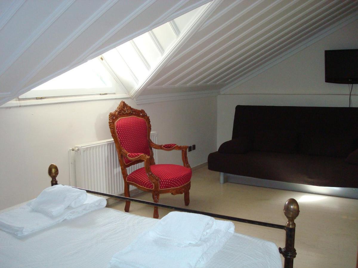 Merlot Village Rental Properties Καρυά Εξωτερικό φωτογραφία