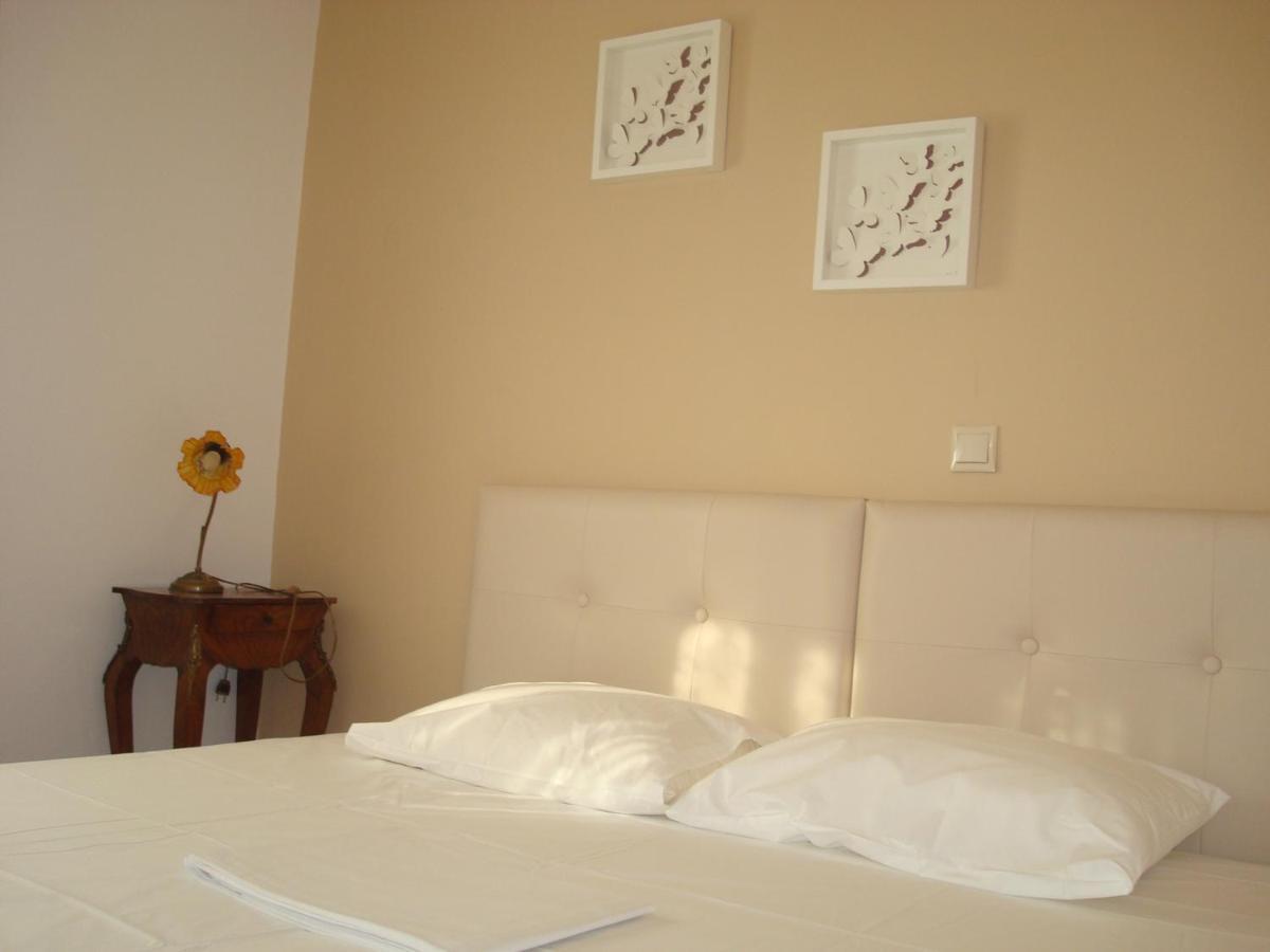 Merlot Village Rental Properties Καρυά Εξωτερικό φωτογραφία