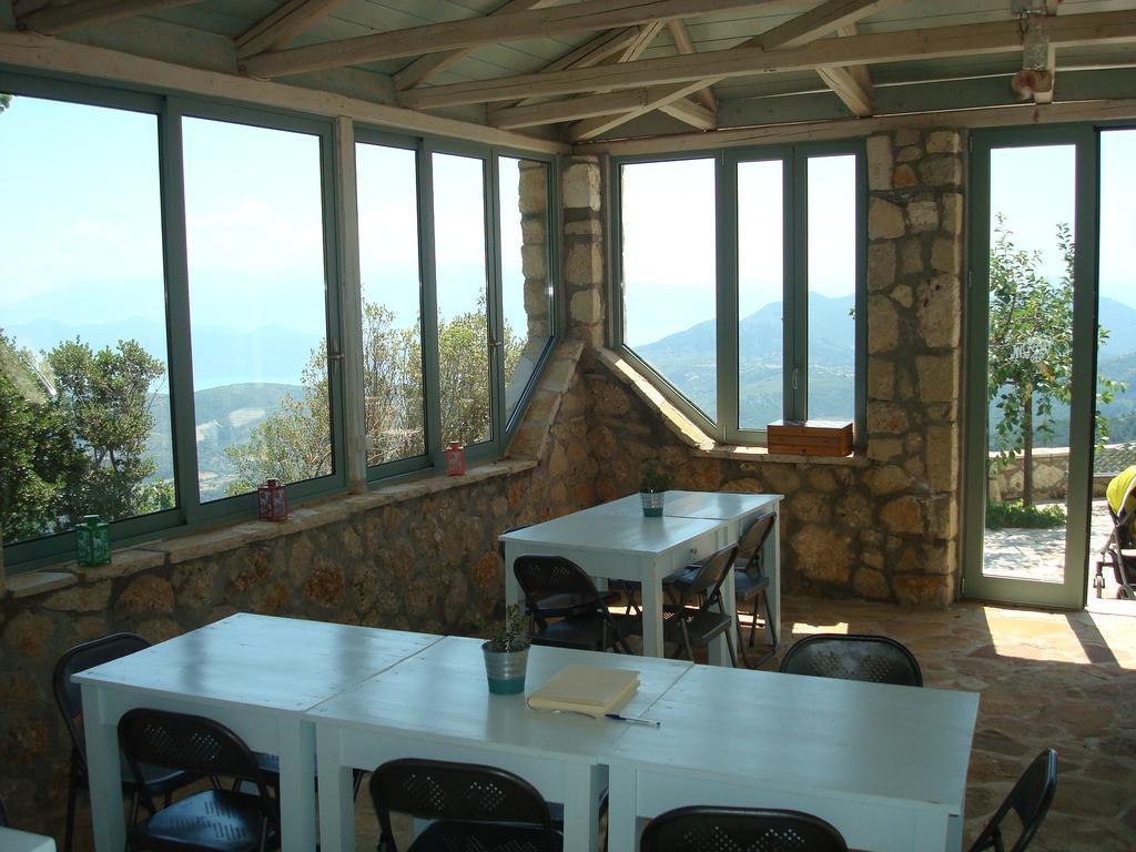 Merlot Village Rental Properties Καρυά Εξωτερικό φωτογραφία