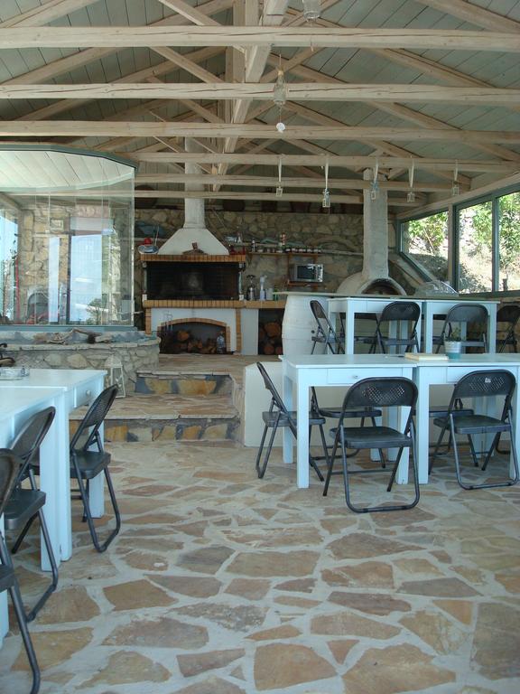 Merlot Village Rental Properties Καρυά Εξωτερικό φωτογραφία